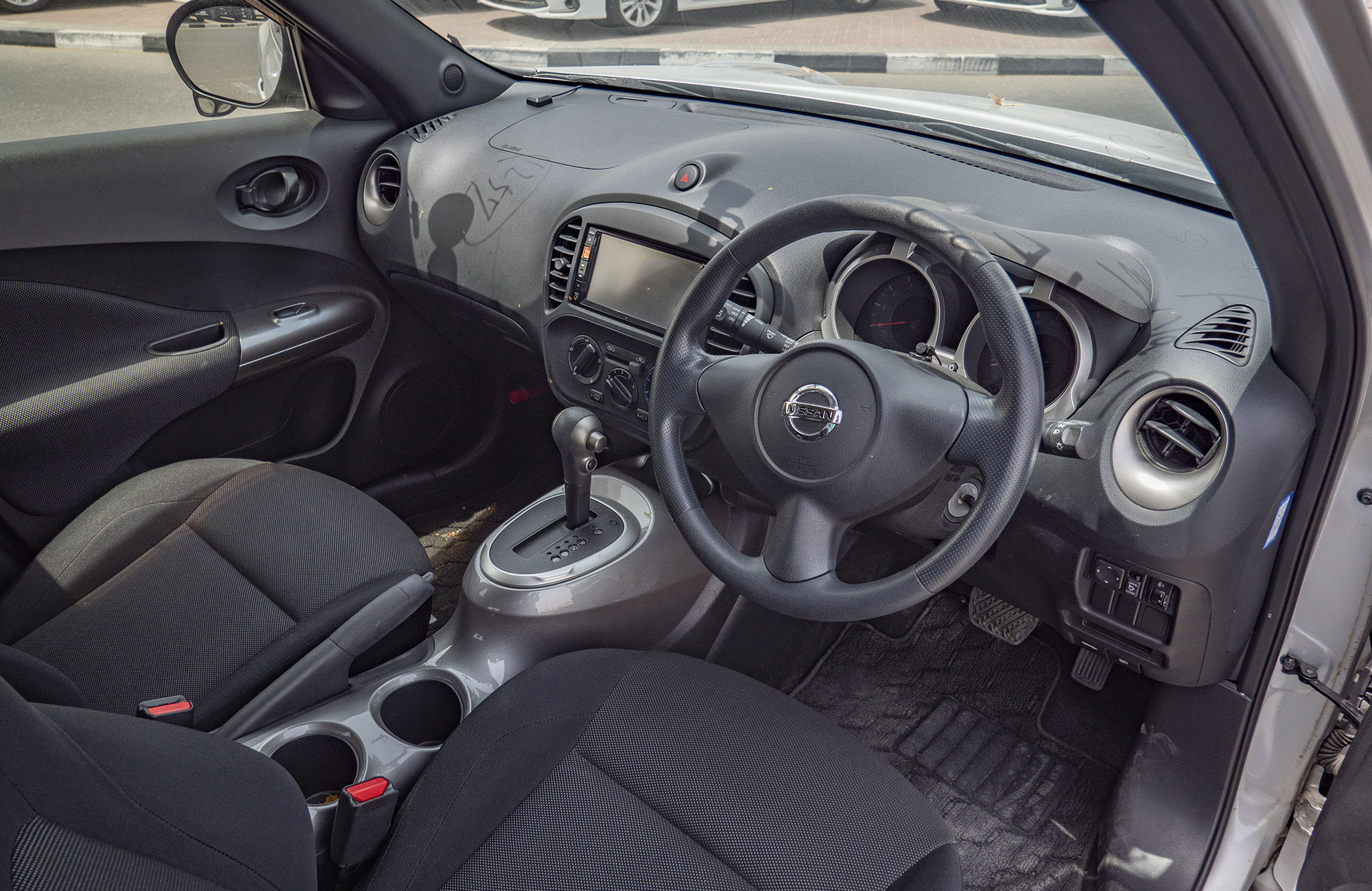 
								Nissan Juke 2013 Model full									