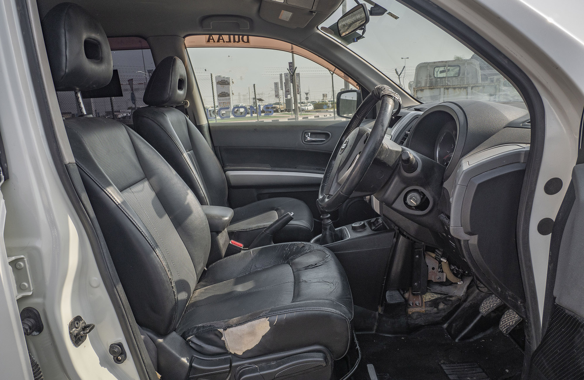
								Nissan X-trial Model 2008 full									