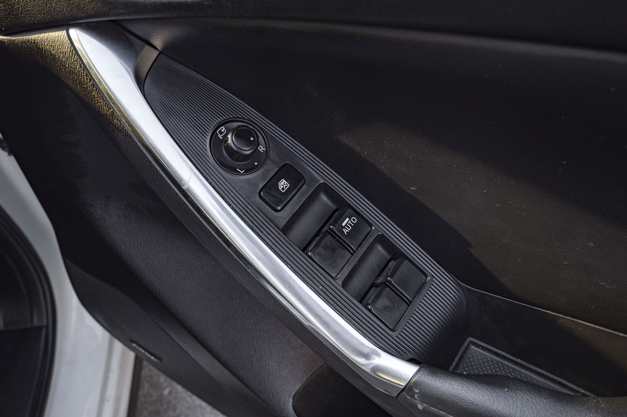 
								𝐌𝐚𝐳𝐝𝐚 𝐂𝐗-𝟓 𝐌𝐨𝐝𝐞𝐥 𝟐𝟎𝟏4 𝐃𝐢𝐞𝐬𝐞𝐥 full									