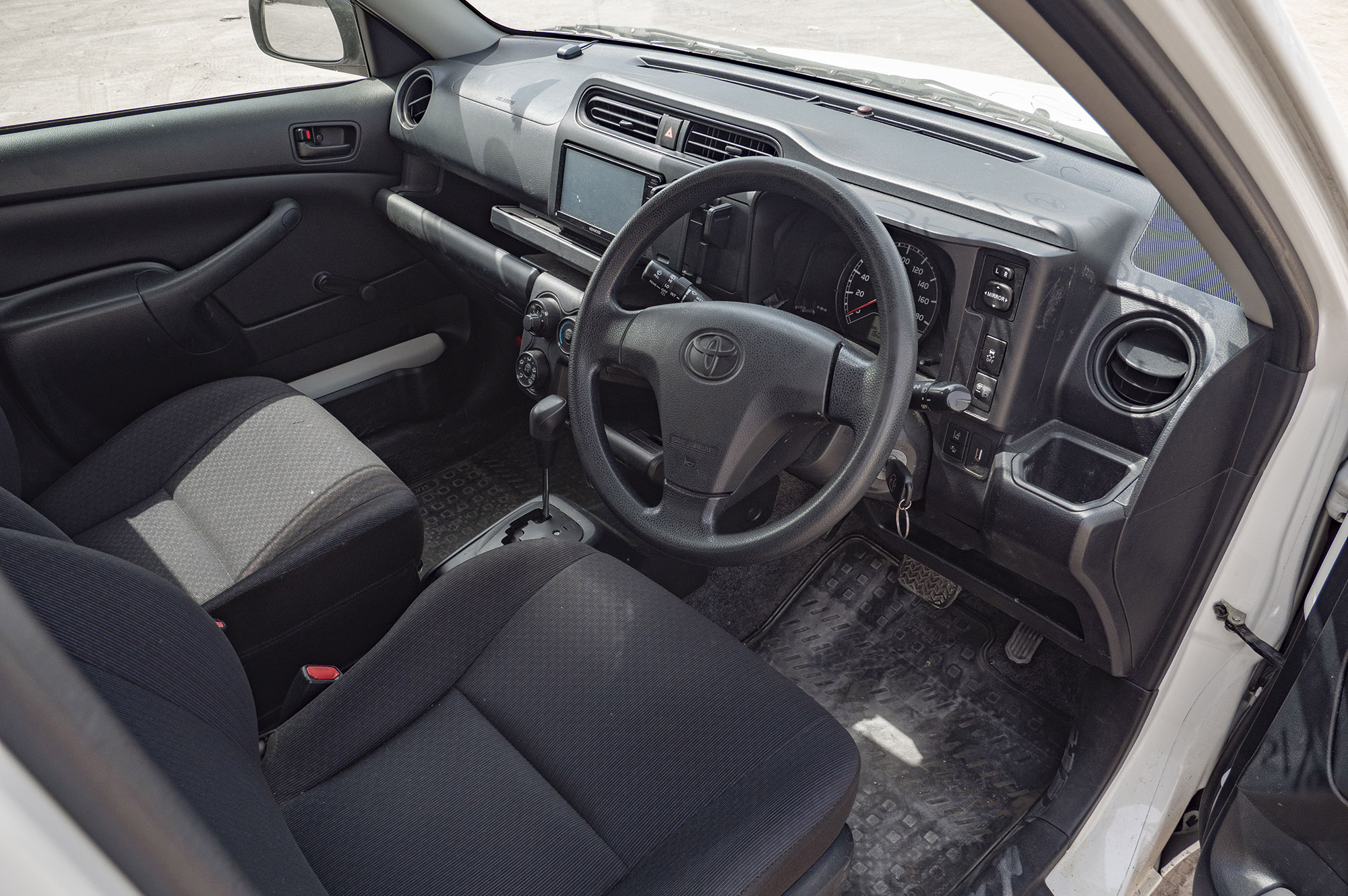 
								Toyota Succeed 2WD 2017 Model full									