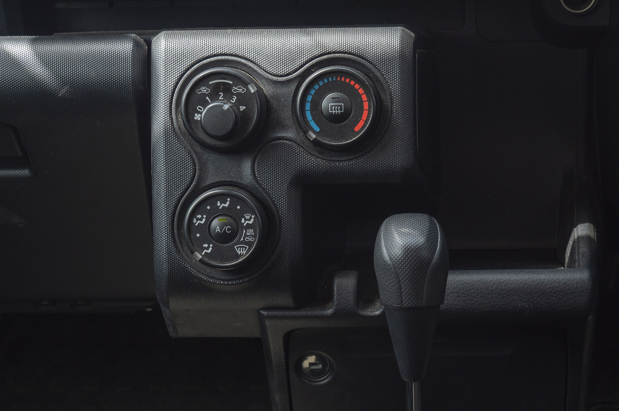 
								Toyota Succeed 2WD 2017 Model full									