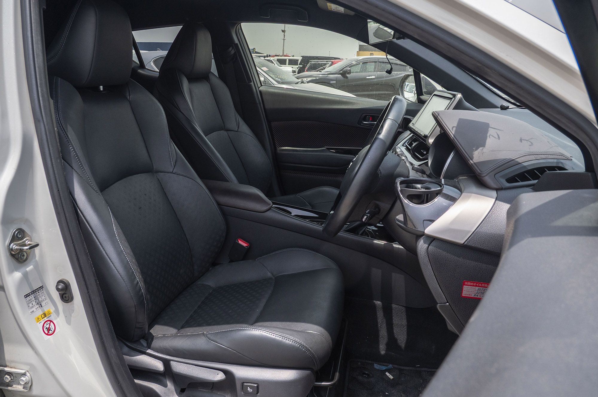 
								Toyota CHR Model 2018 full									
