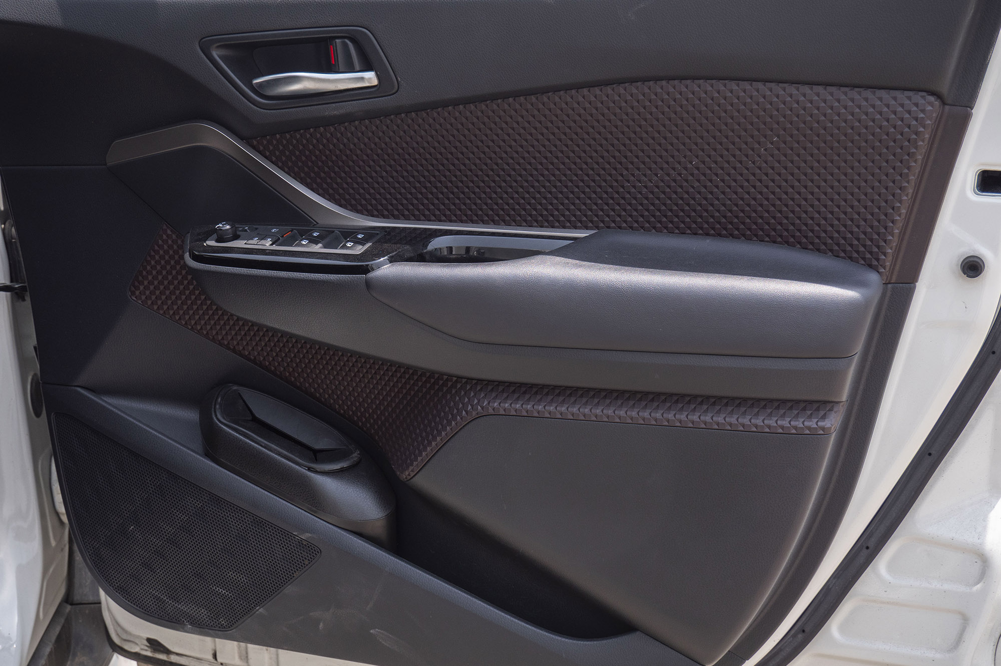
								Toyota CHR Model 2018 full									