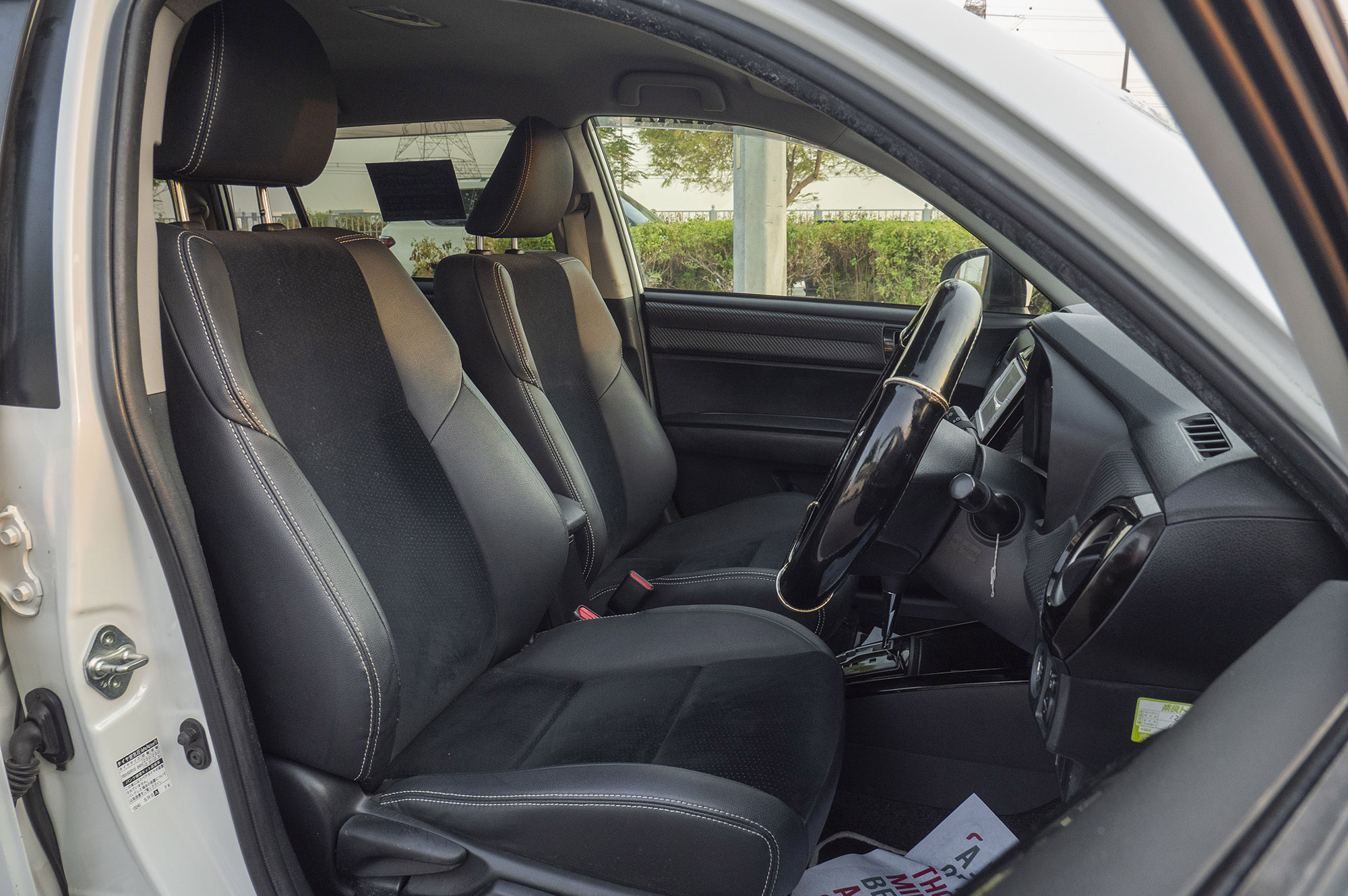 
								Toyota Fielder 1.5L Model 2013 full									