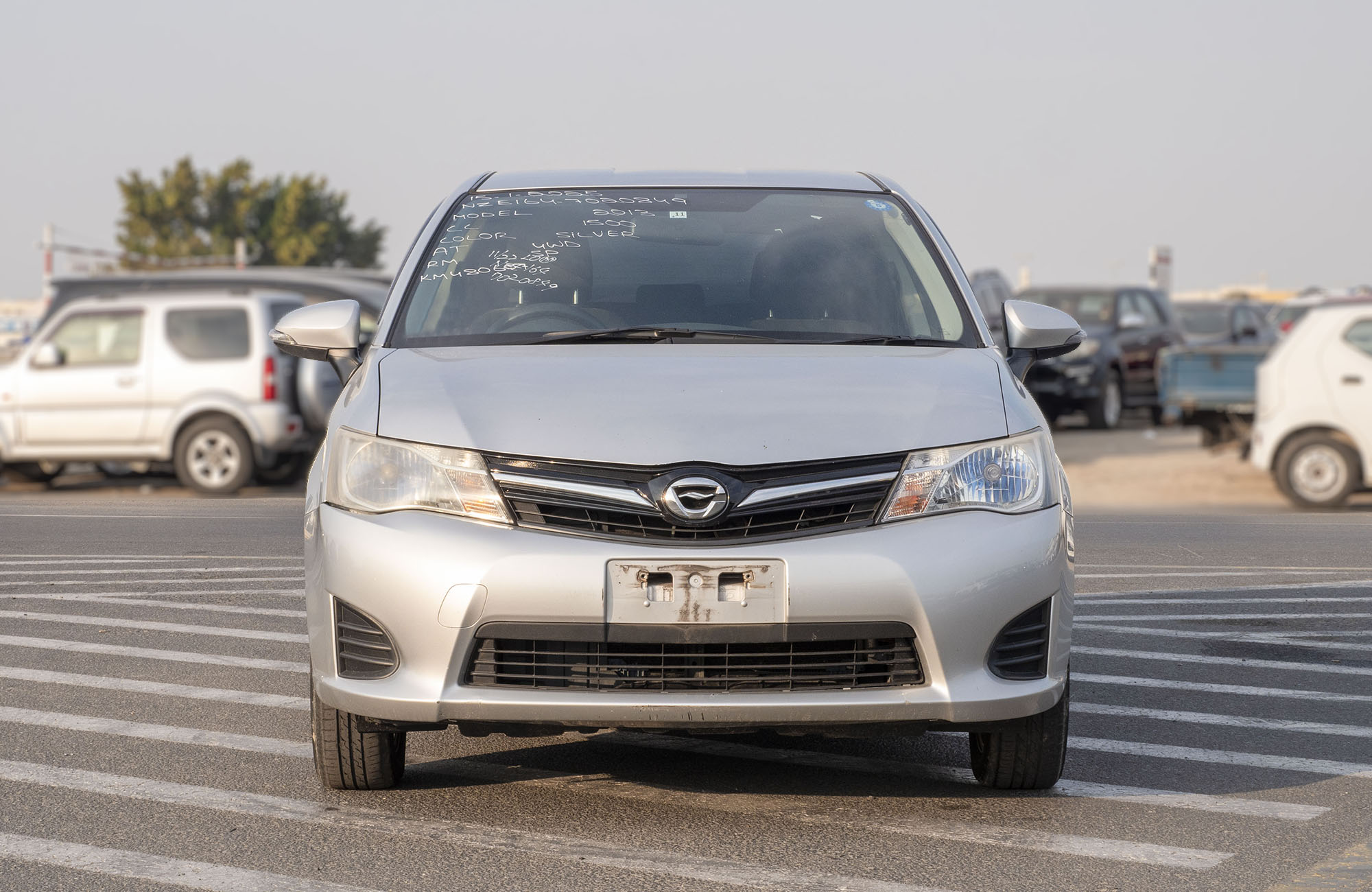 
								Toyota Fielder Model 2013 4wd full									