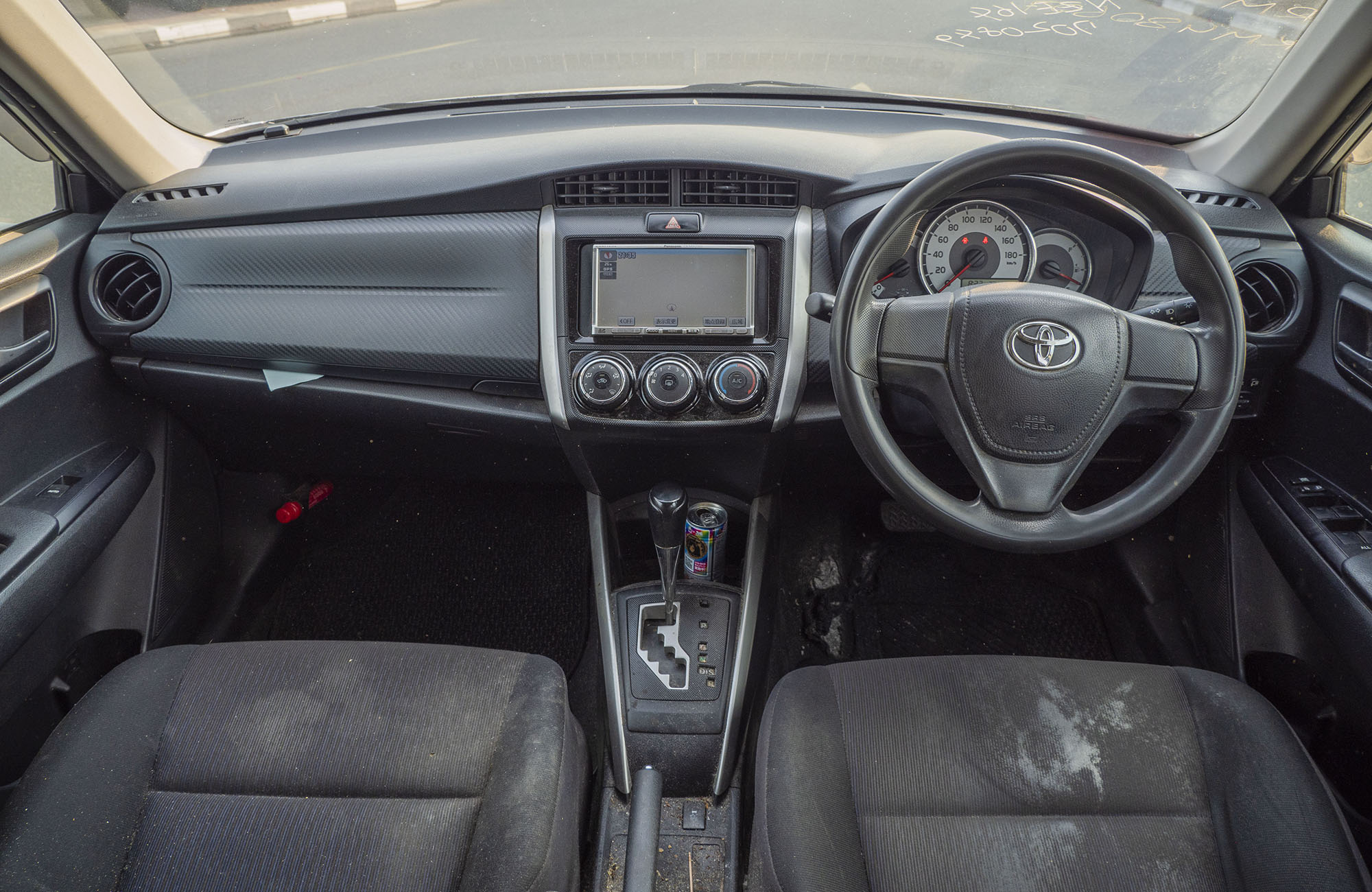 
								Toyota Fielder Model 2013 4wd full									