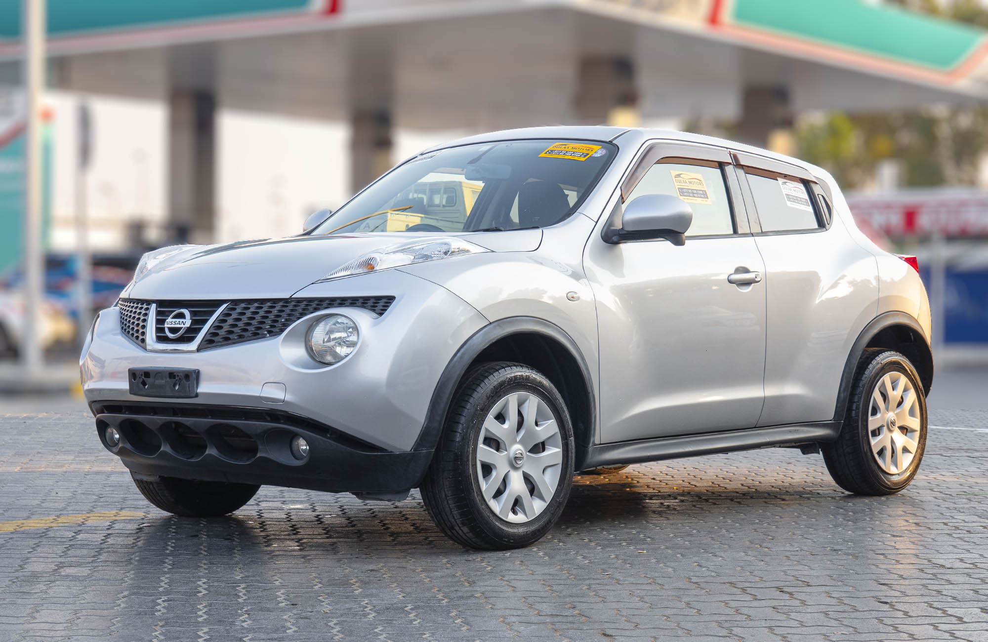 
								Nissan Juke 2wd AT 2010 Model full									