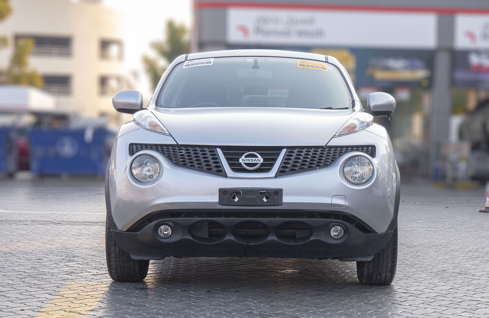 
								Nissan Juke 2wd AT 2010 Model full									