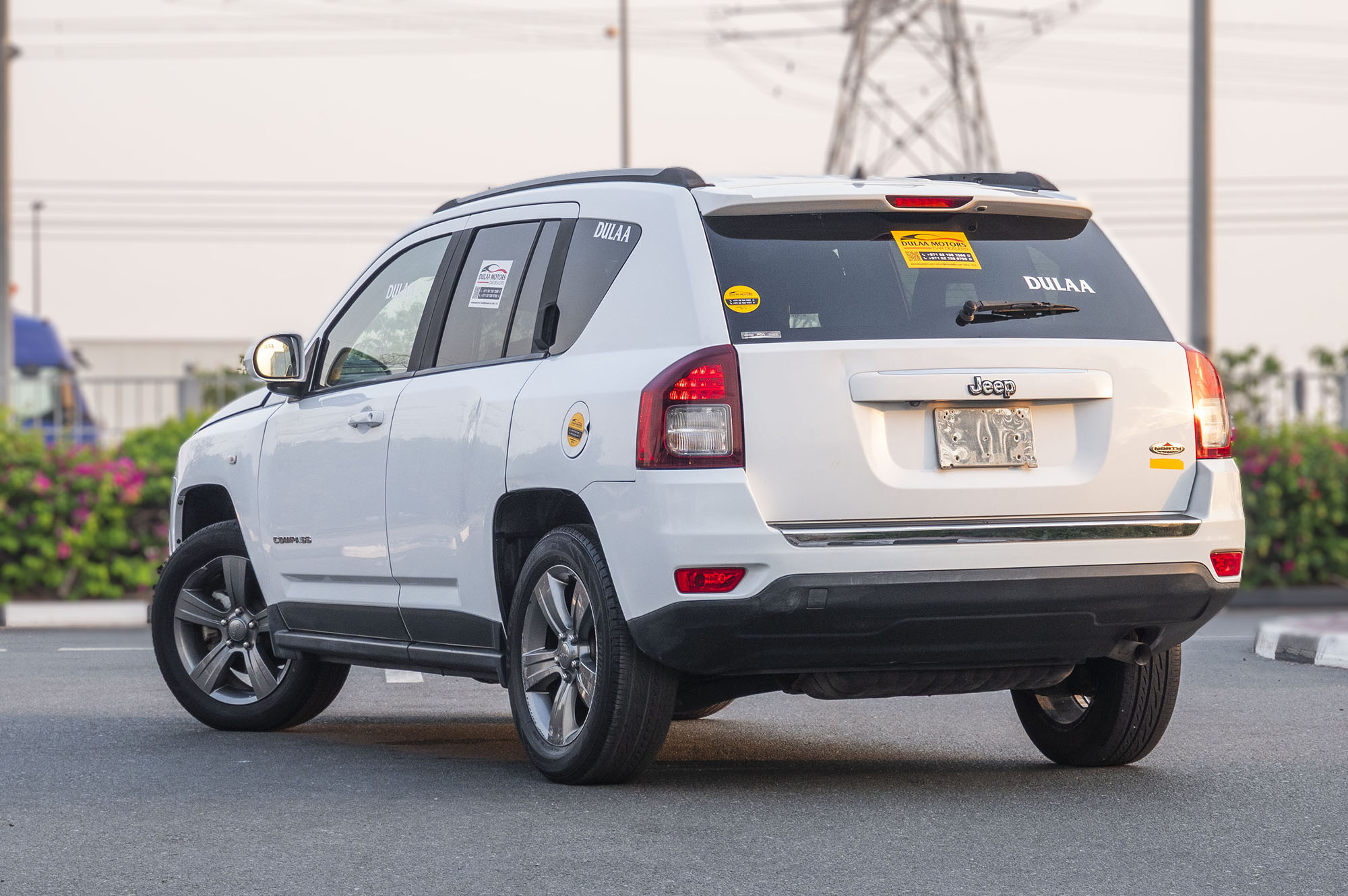 
								JEEP COMPASS MODEL 2017 PETROL full									