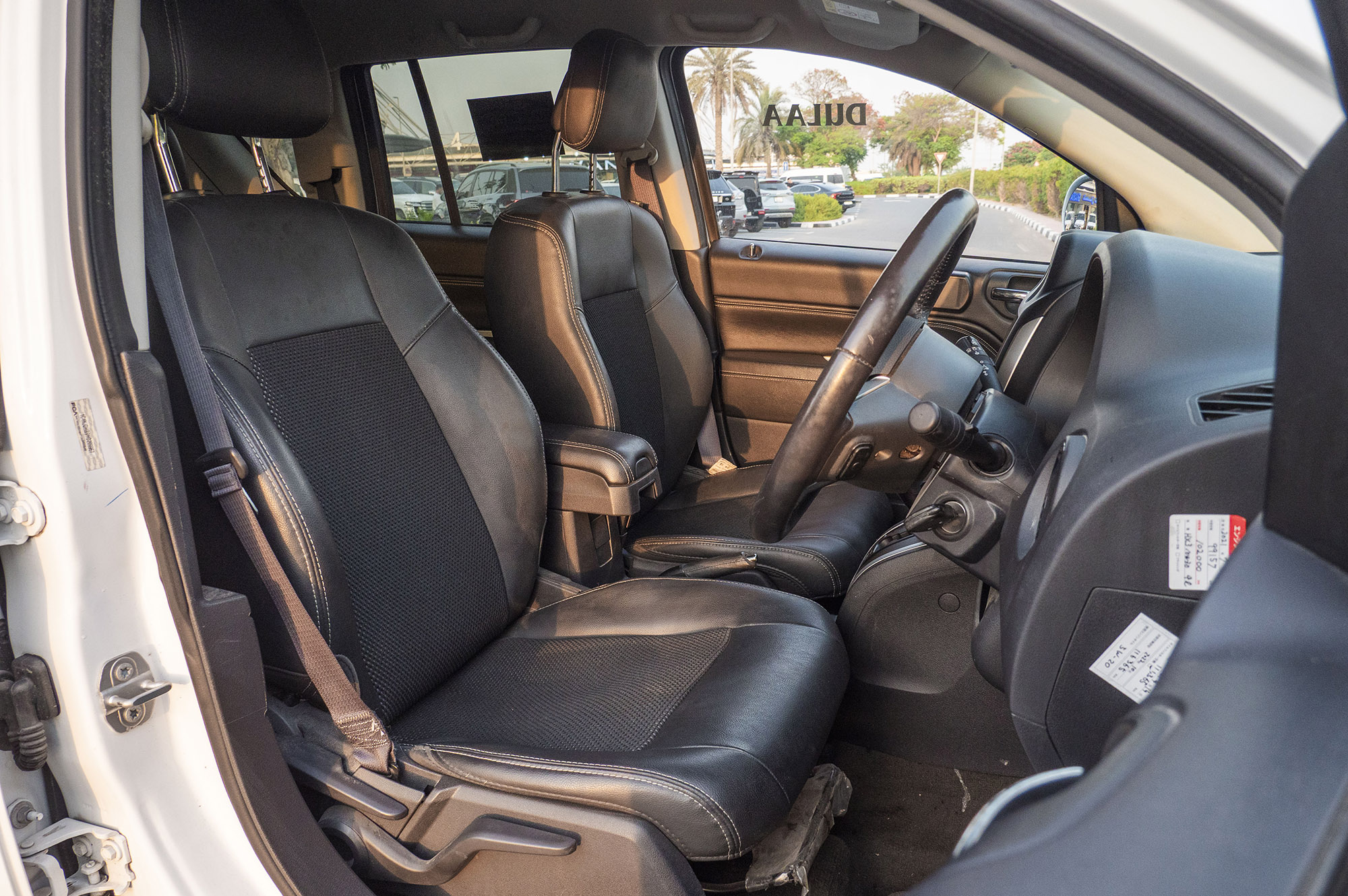 
								JEEP COMPASS MODEL 2017 PETROL full									