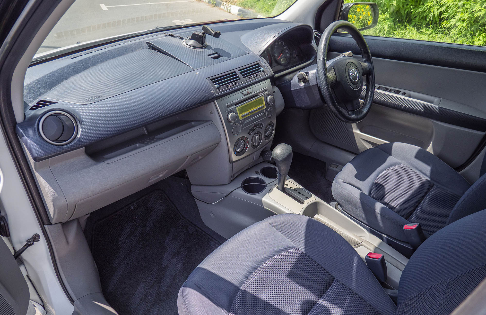 
								Mazda Demio Model 2007 full									