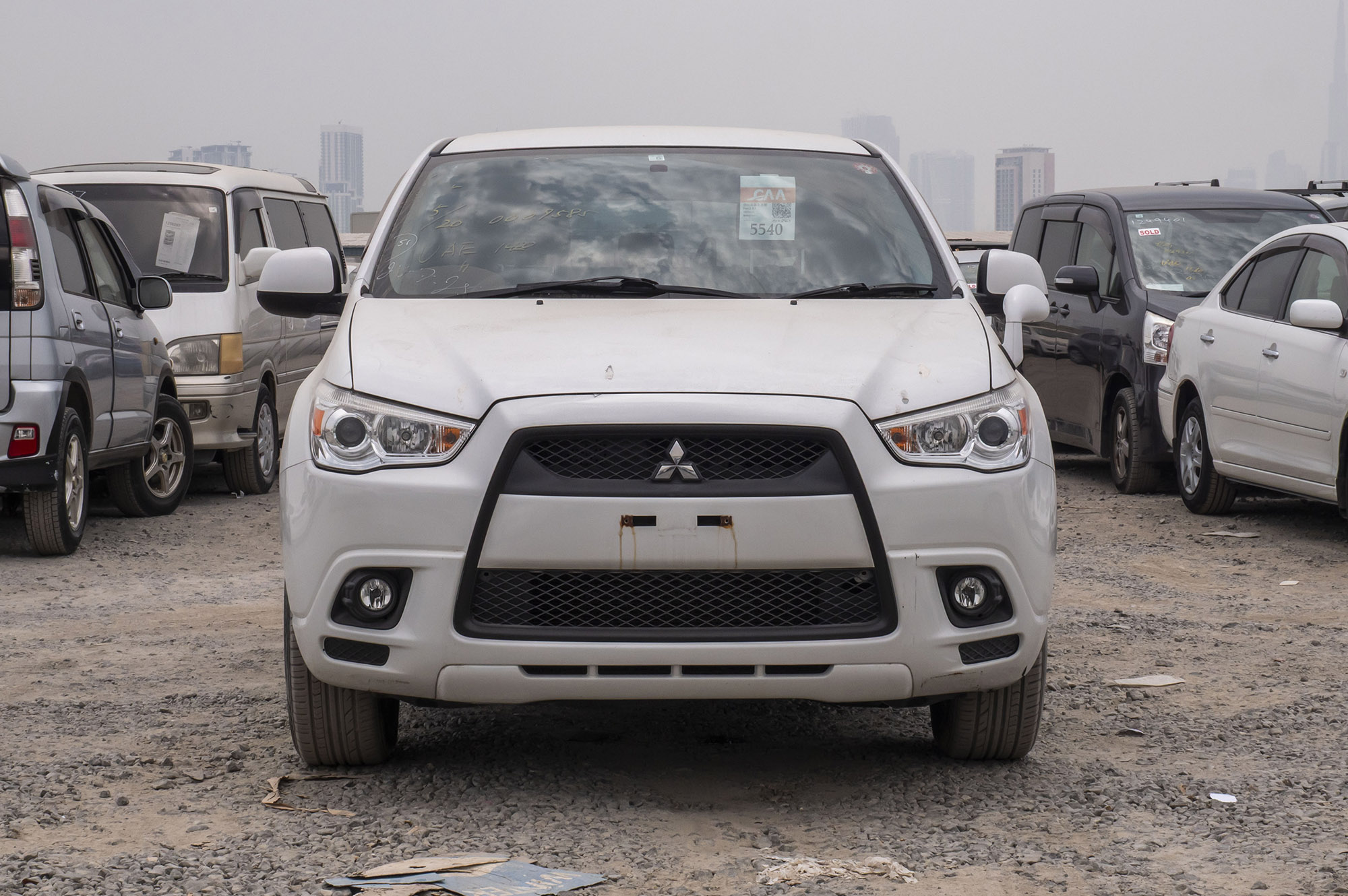 
								MITSHUBISHI RVR 2.0 MODEL 2011 full									