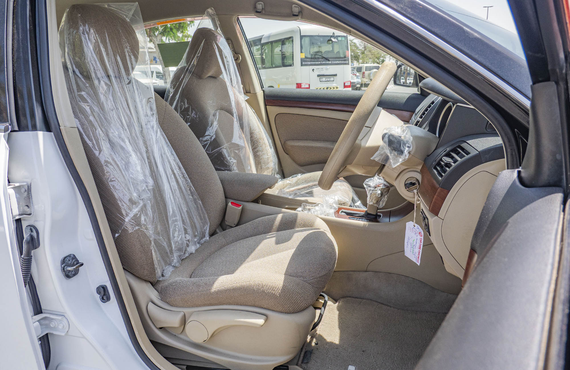 
								Nissan Bluebird 2WD Model 2011 full									
