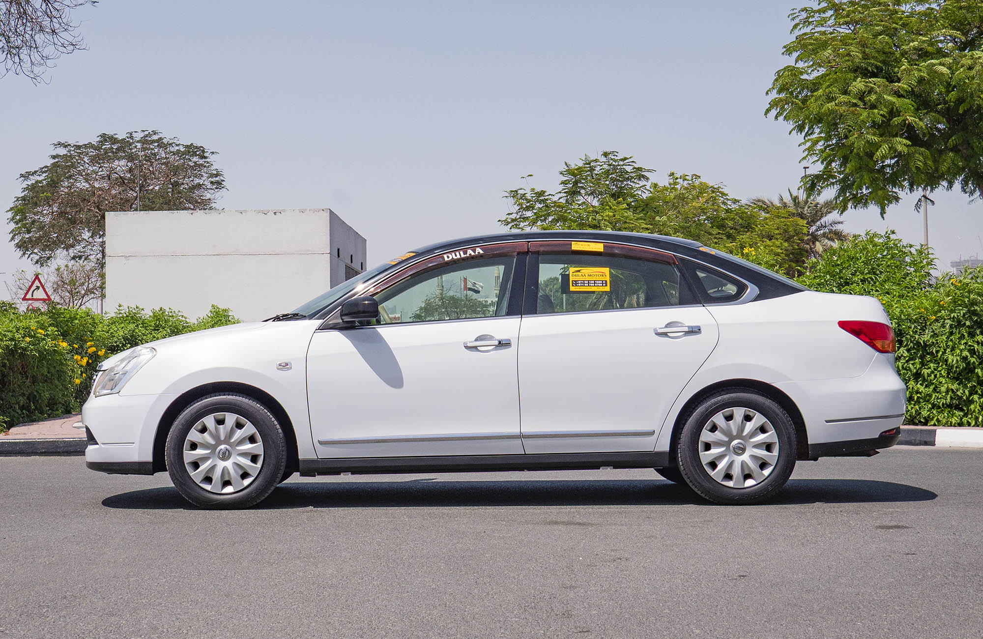 
								Nissan Bluebird 2WD Model 2011 full									