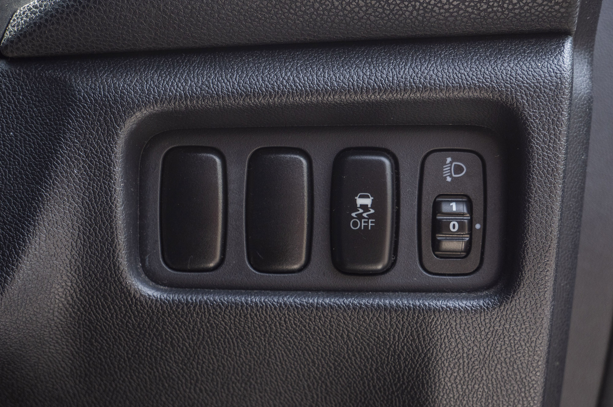 
								𝐌𝐈𝐓𝐒𝐔𝐁𝐈𝐒𝐇𝐈 𝐑𝐕𝐑 𝐌𝐎𝐃𝐄𝐋 𝟐𝟎𝟏𝟭 full									