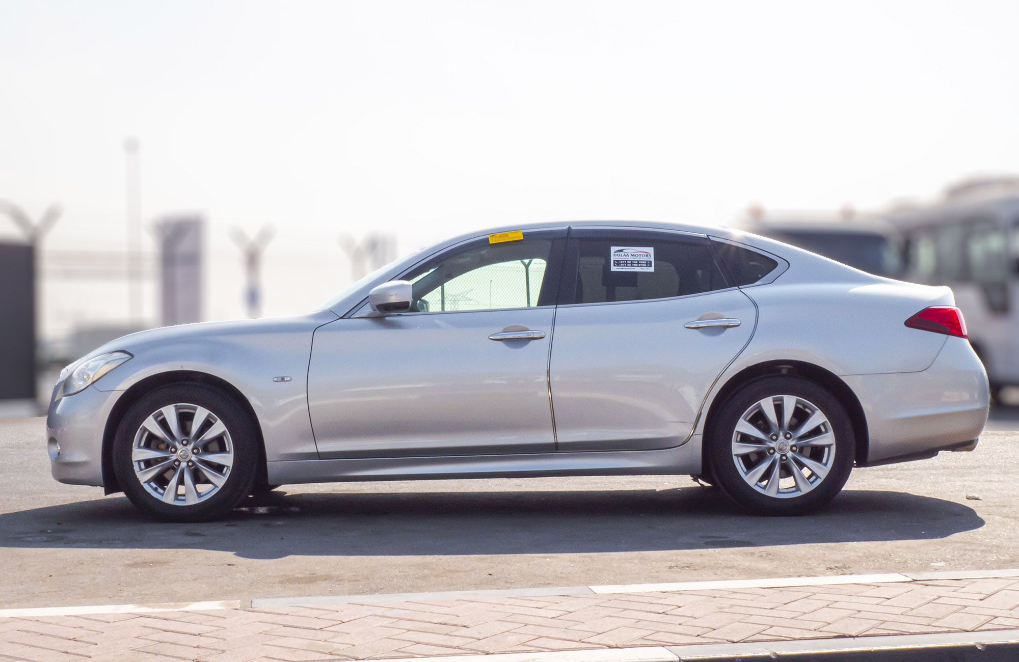 
								NISSAN FUGA MODEL 2010 2WD full									