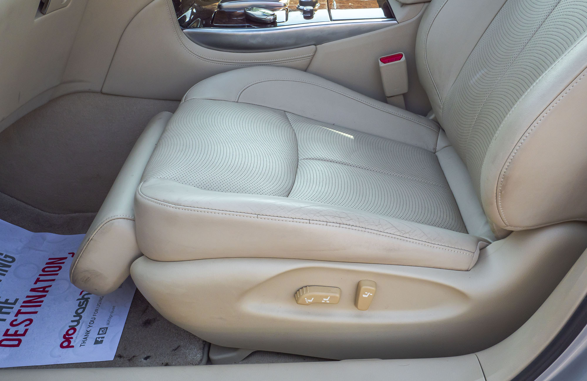 
								NISSAN FUGA MODEL 2010 2WD full									