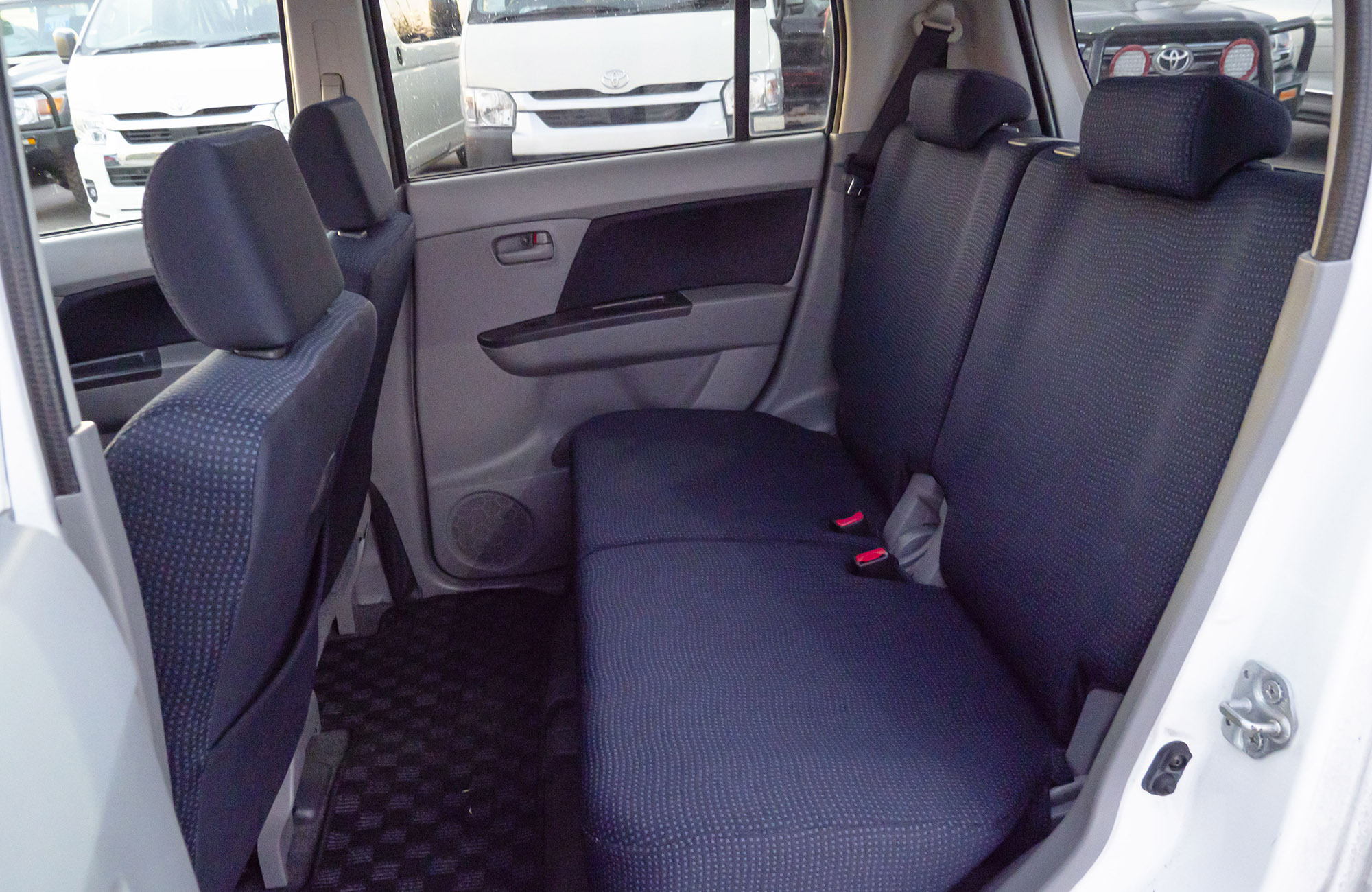 
								Suzuki Wagon R 2011 Automatic full									