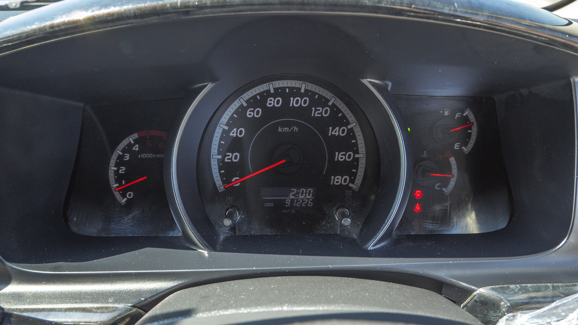 
								Toyota HiAce KDH200 2008 Model full									