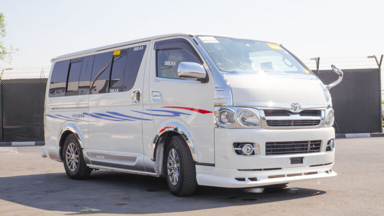 Toyota HiAce KDH200 2008 Model