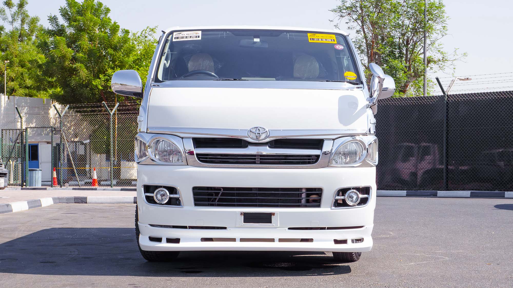 
								Toyota HiAce KDH200 2008 Model full									