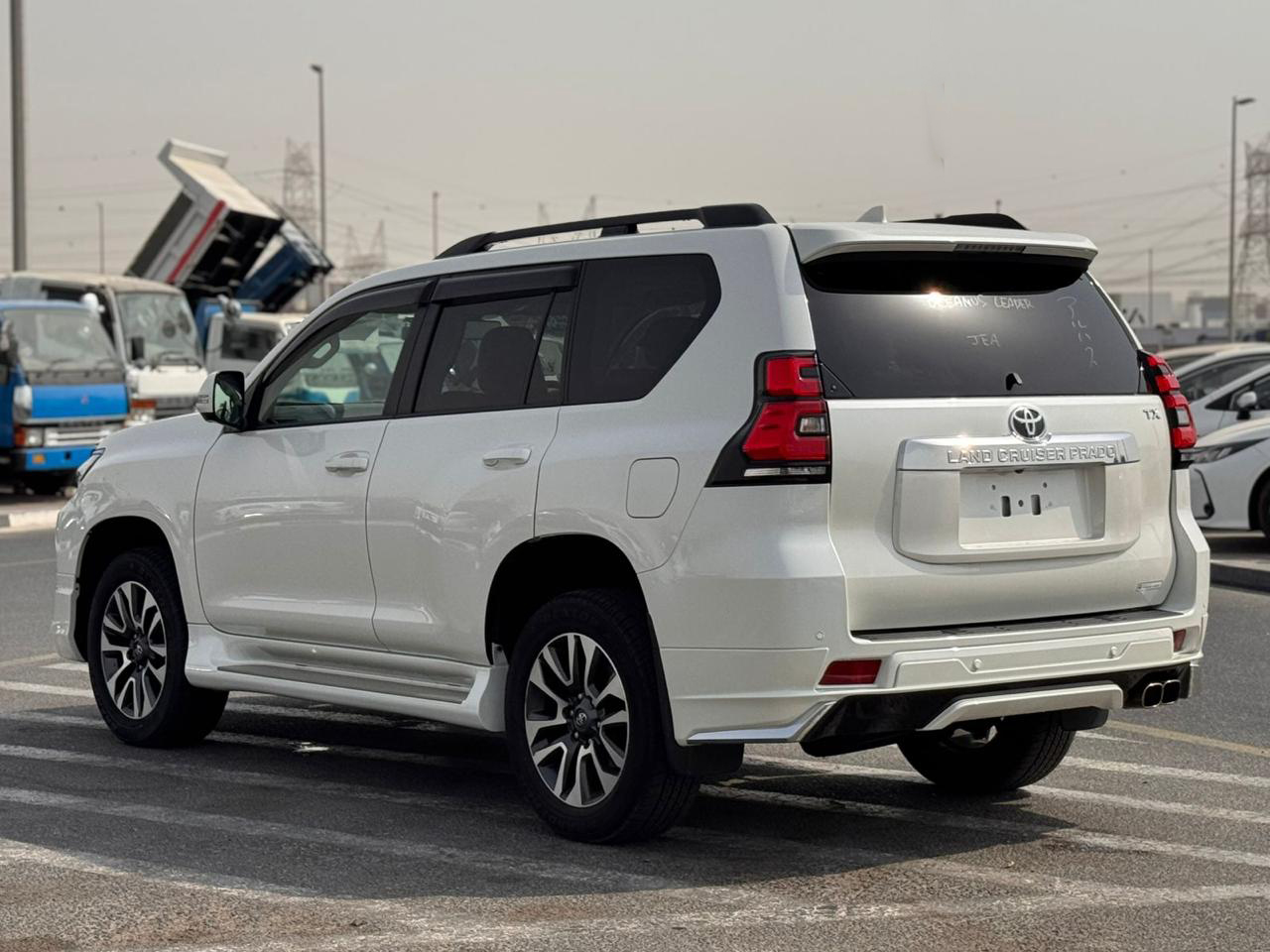 
								𝐓𝐨𝐲𝐨𝐭𝐚 𝐋𝐚𝐧𝐝 𝐂𝐫𝐮𝐢𝐬𝐞𝐫 𝐏𝐫𝐚𝐝𝐨 𝐌𝐨𝐝𝐞𝐥 𝟐𝟎𝟐𝟑 𝟐.𝟕 𝐂𝐂 𝐏𝐞𝐭𝐫𝐨𝐥 full									