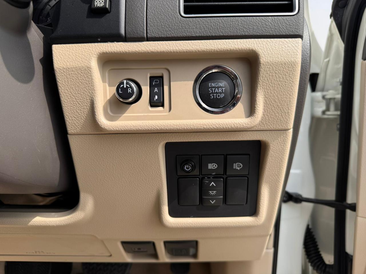 
								𝐓𝐨𝐲𝐨𝐭𝐚 𝐋𝐚𝐧𝐝 𝐂𝐫𝐮𝐢𝐬𝐞𝐫 𝐏𝐫𝐚𝐝𝐨 𝐌𝐨𝐝𝐞𝐥 𝟐𝟎𝟐𝟑 𝟐.𝟕 𝐂𝐂 𝐏𝐞𝐭𝐫𝐨𝐥 full									