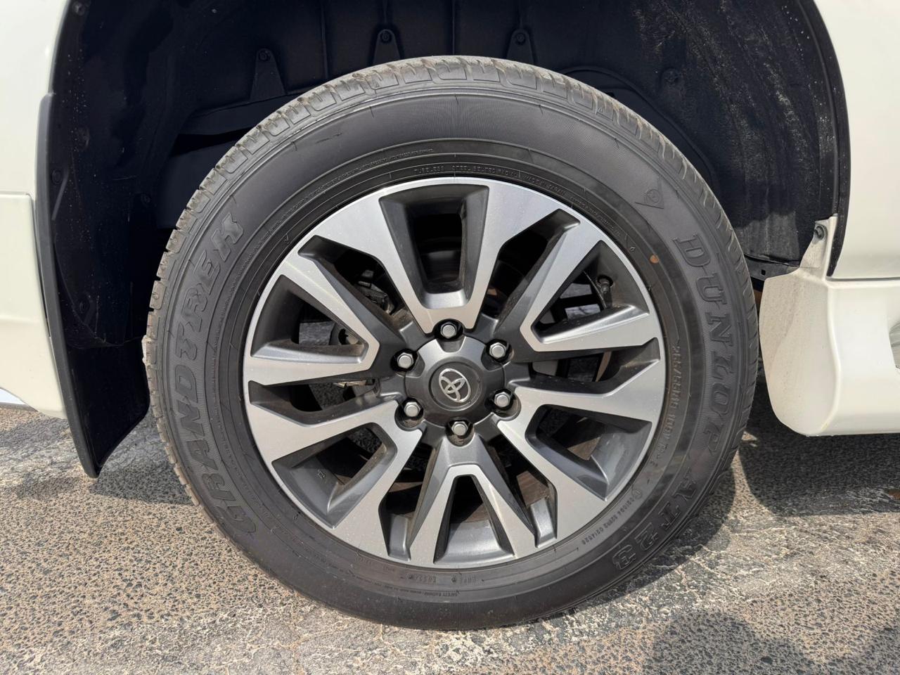 
								𝐓𝐨𝐲𝐨𝐭𝐚 𝐋𝐚𝐧𝐝 𝐂𝐫𝐮𝐢𝐬𝐞𝐫 𝐏𝐫𝐚𝐝𝐨 𝐌𝐨𝐝𝐞𝐥 𝟐𝟎𝟐𝟑 𝟐.𝟕 𝐂𝐂 𝐏𝐞𝐭𝐫𝐨𝐥 full									