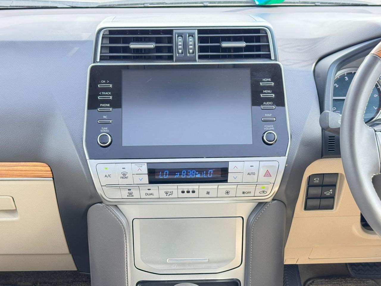 
								𝐓𝐨𝐲𝐨𝐭𝐚 𝐋𝐚𝐧𝐝 𝐂𝐫𝐮𝐢𝐬𝐞𝐫 𝐏𝐫𝐚𝐝𝐨 𝐌𝐨𝐝𝐞𝐥 𝟐𝟎𝟐𝟑 𝟐.𝟕 𝐂𝐂 𝐏𝐞𝐭𝐫𝐨𝐥 full									