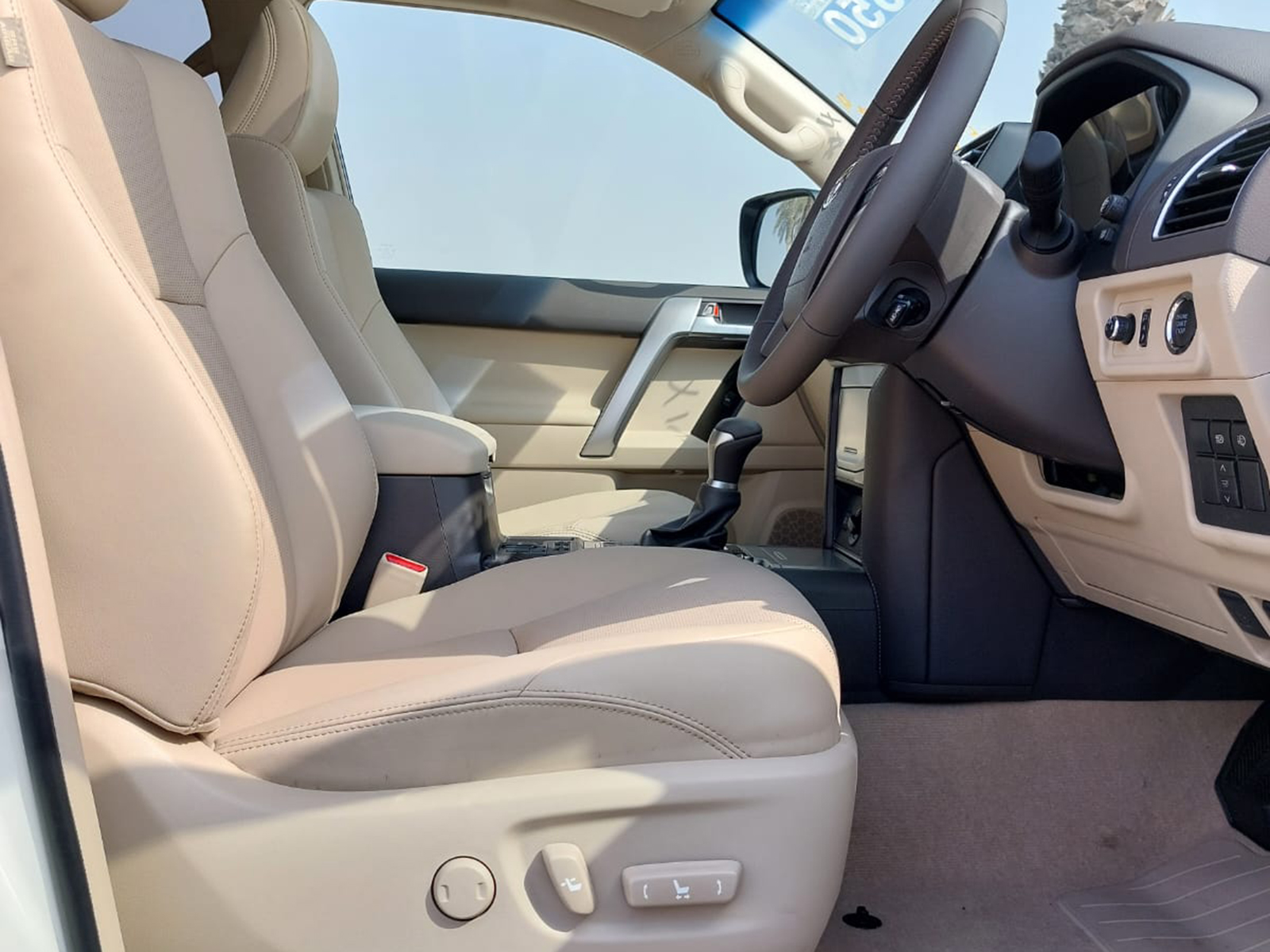 
								Toyota Land Cruiser Prado TXL Model 2023 2.7 CC Petrol full									