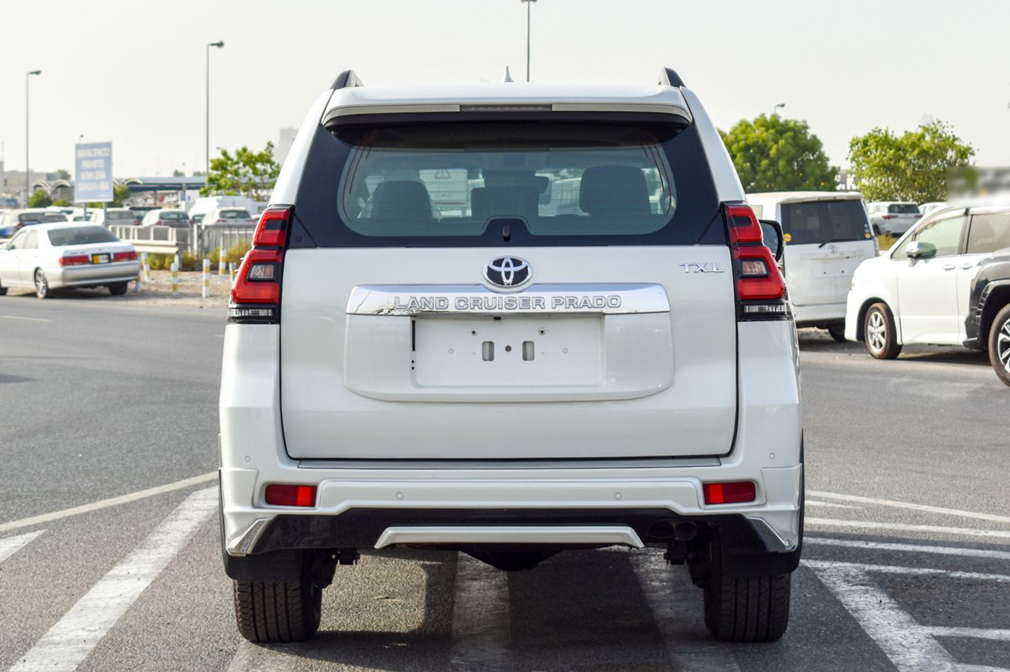 
								Toyota Prado TXL 2.7L Petrol Full loaded 2023 full									