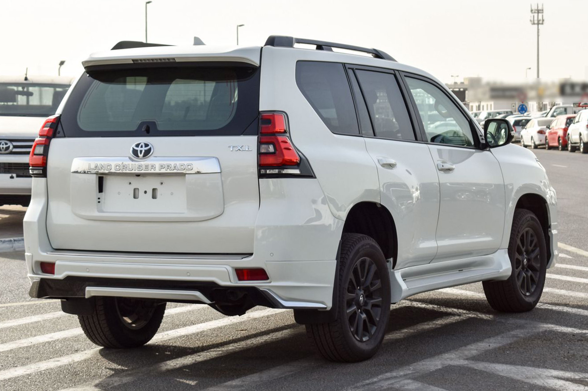 
								Toyota Prado TXL 2.7L Petrol Full loaded 2023 full									
