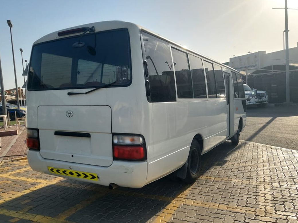 
								Toyota Coaster Model 2008  Seats 30 full									