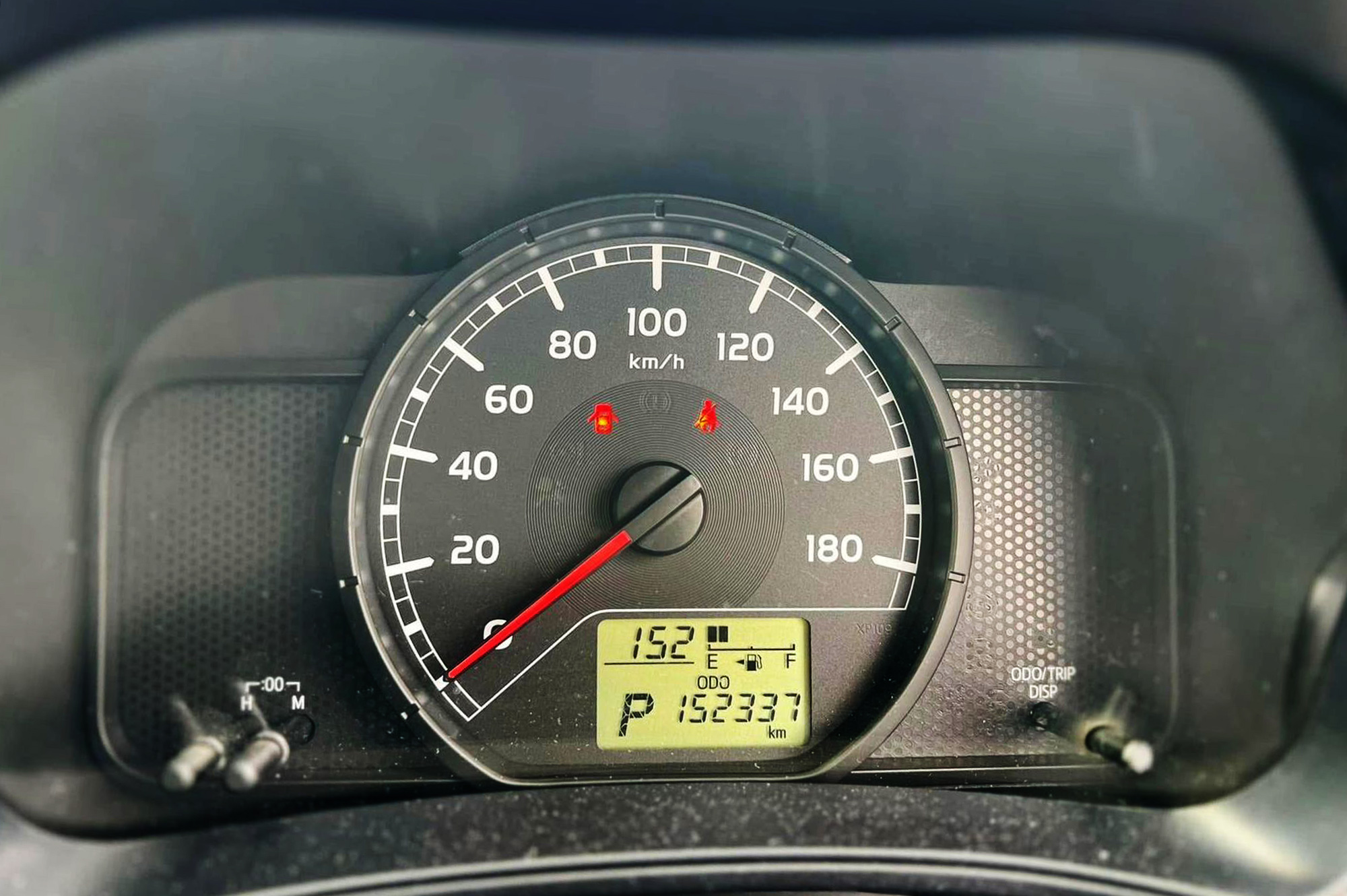 
								Toyota Probox DX Model 2016 full									