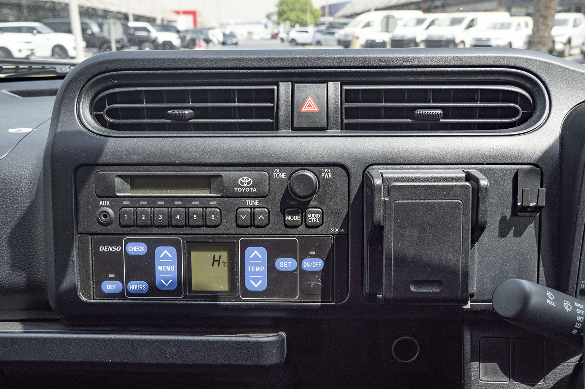 
								Toyota Succeed Refrigerated Van Model 2015 full									