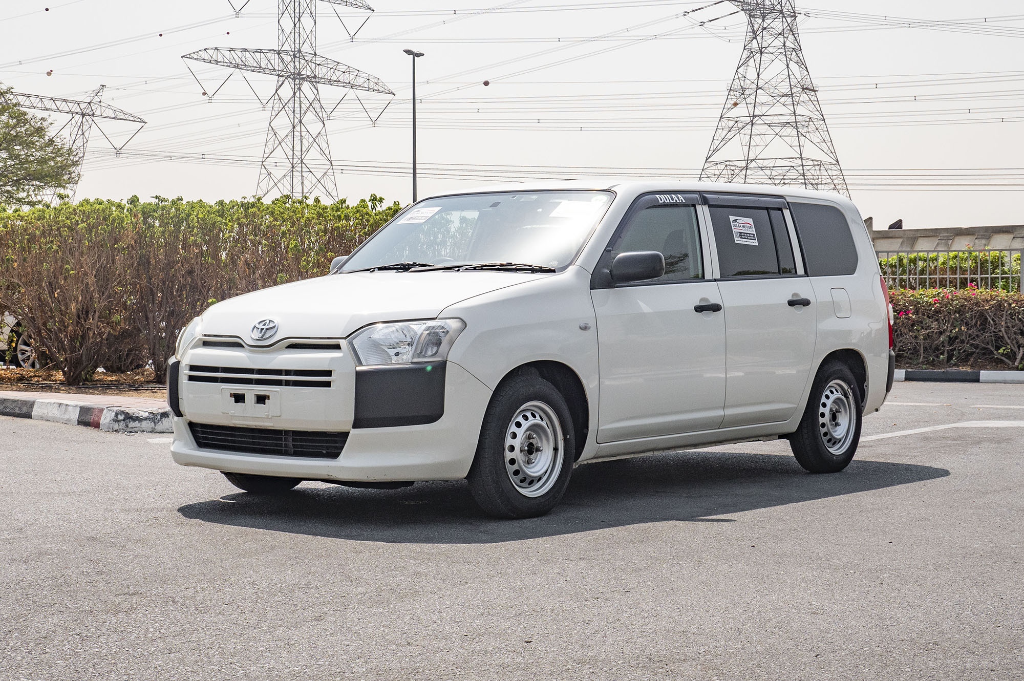 
								Toyota Succeed Refrigerated Van Model 2015 full									