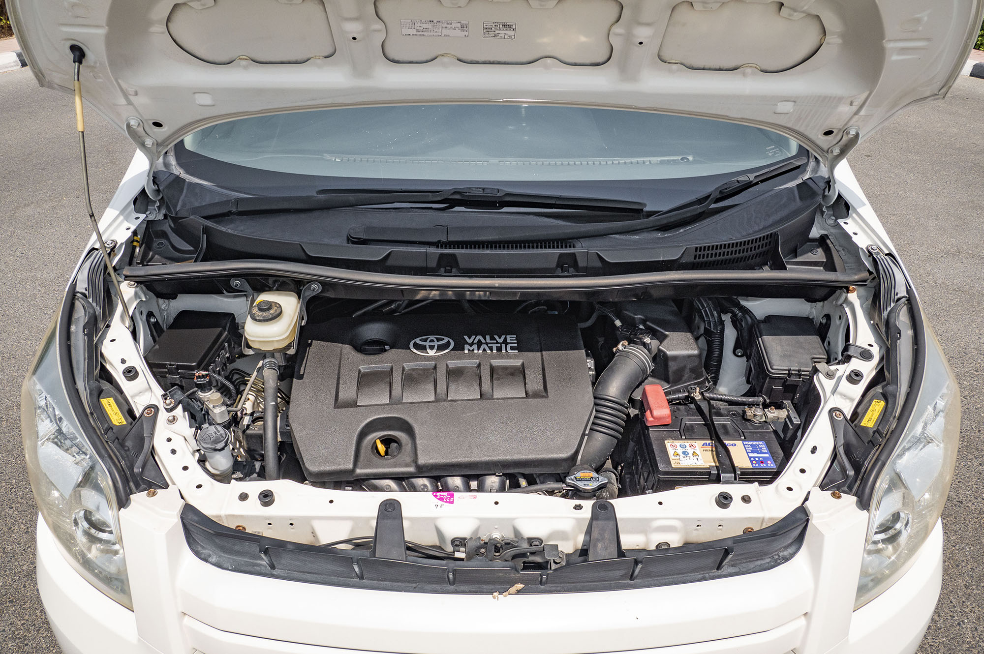 
								Toyota Noah Model 2010 full									