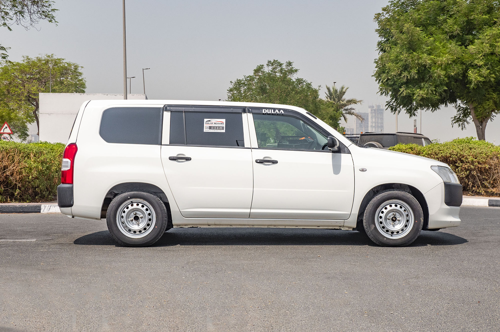 
								Toyota Succeed Refrigerated Van Model 2015 full									