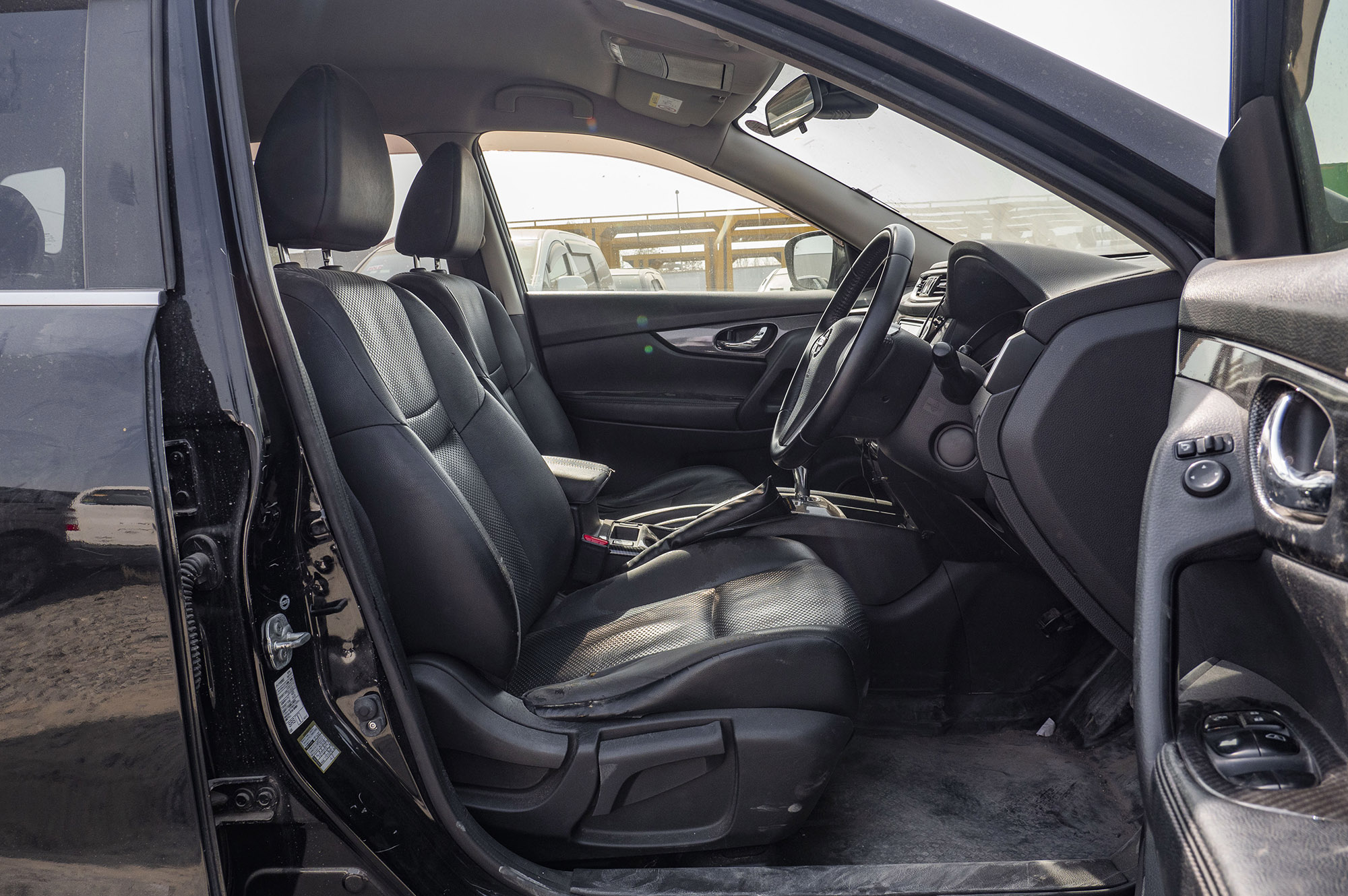 
								Nissan X-trail Model 2015 full									