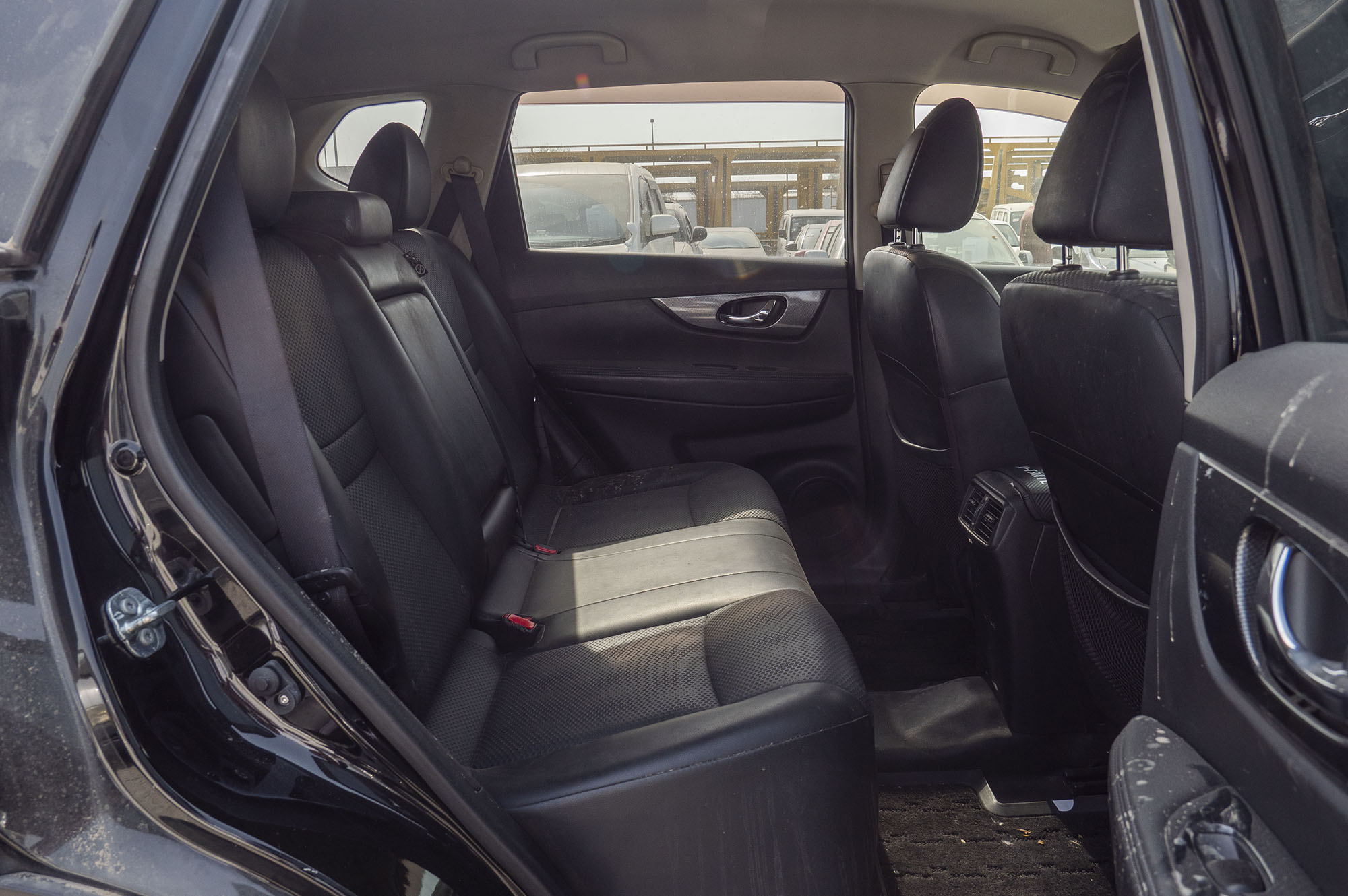 
								Nissan X-trail Model 2015 full									