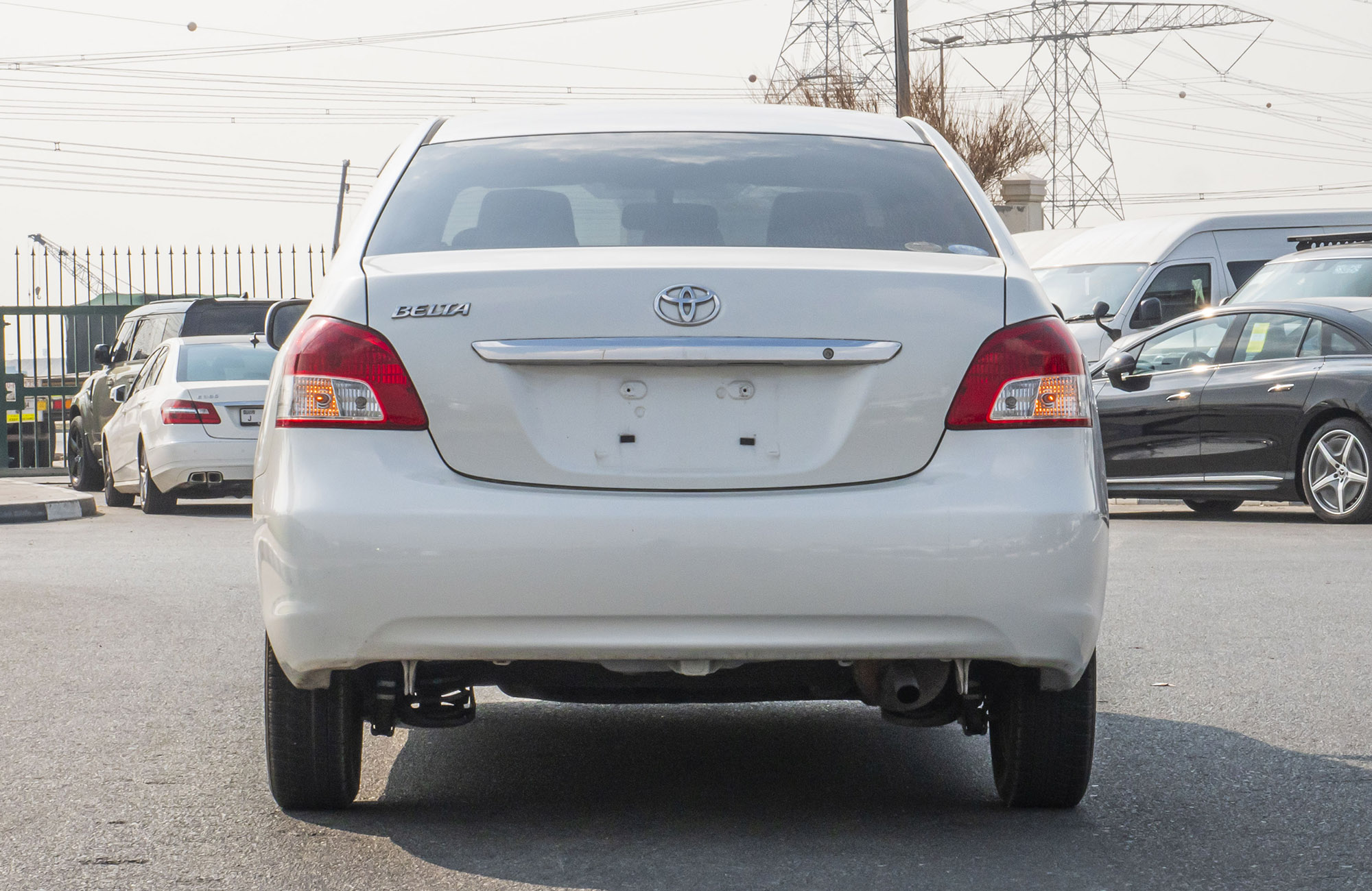 
								Toyota Belta 2wd Model 2008 full									