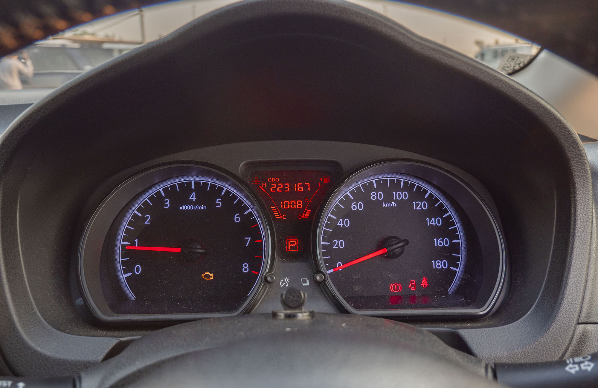 
								Nissan Note 1200CC  2WD 2010 Model full									