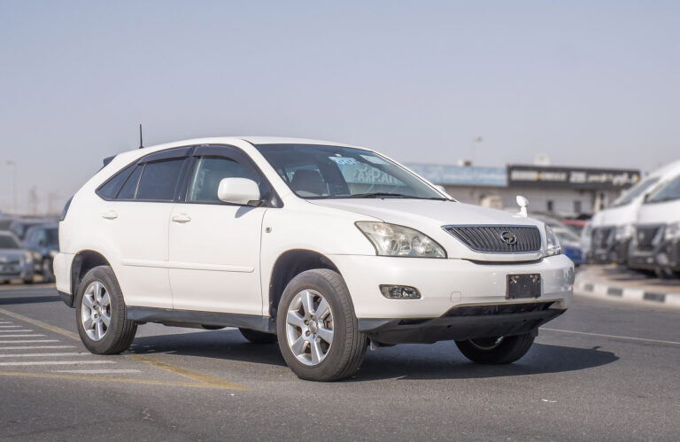 Toyota Harrier 2WD Model 2005
