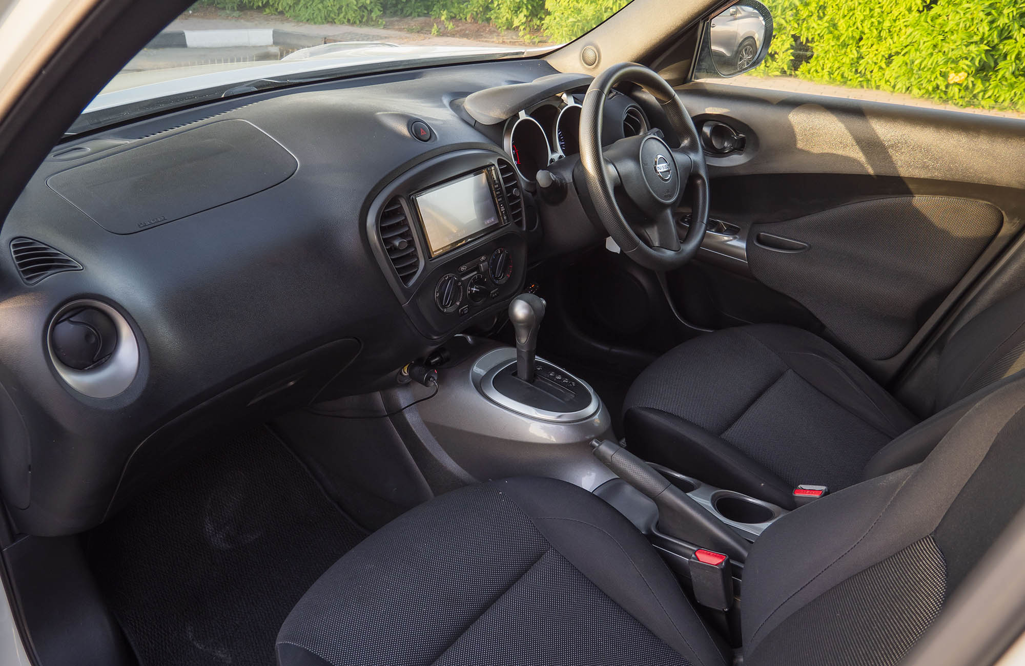 
								Nissan Juke 2WD 2013 full									