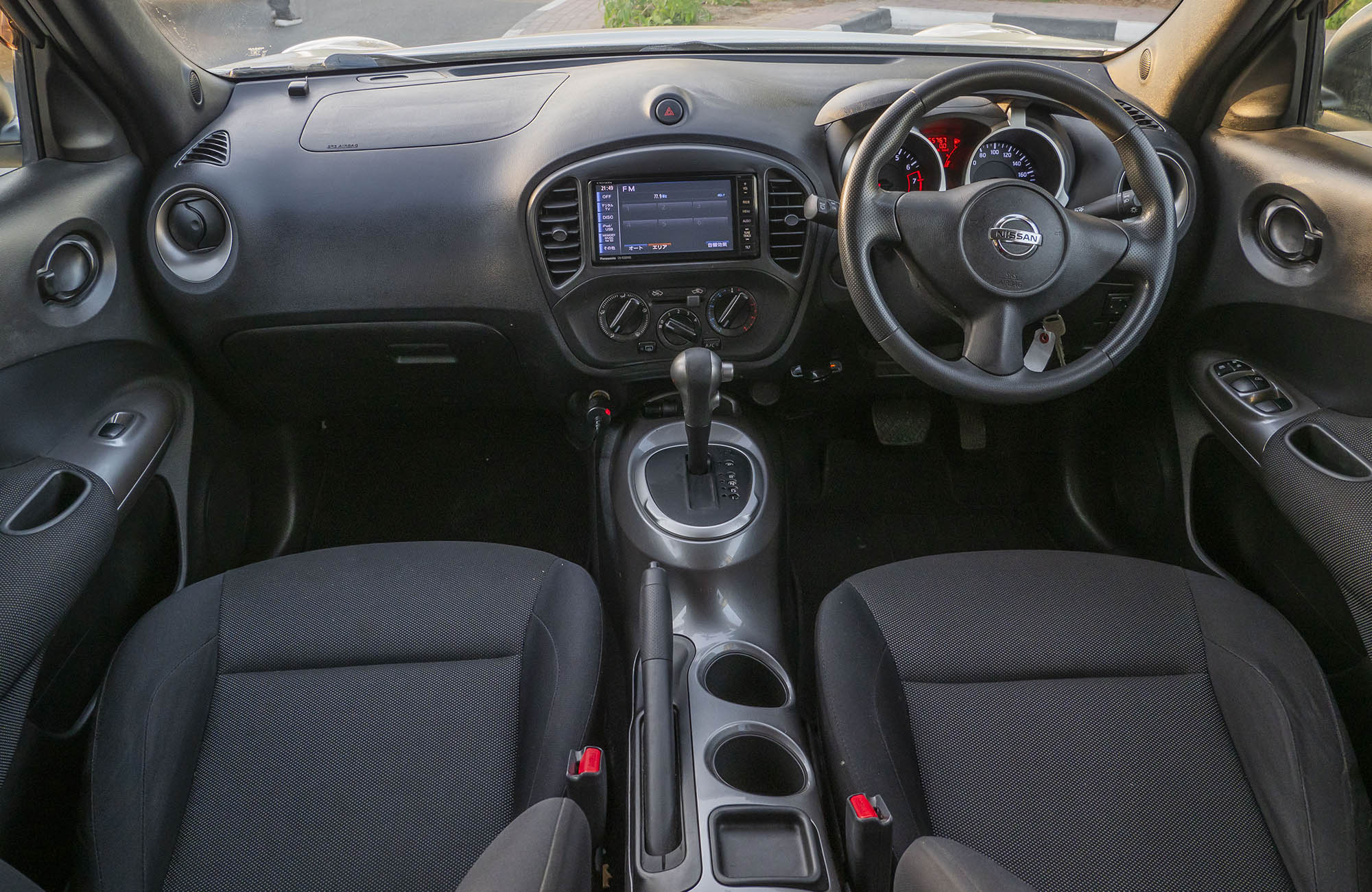 
								Nissan Juke 2WD 2013 full									