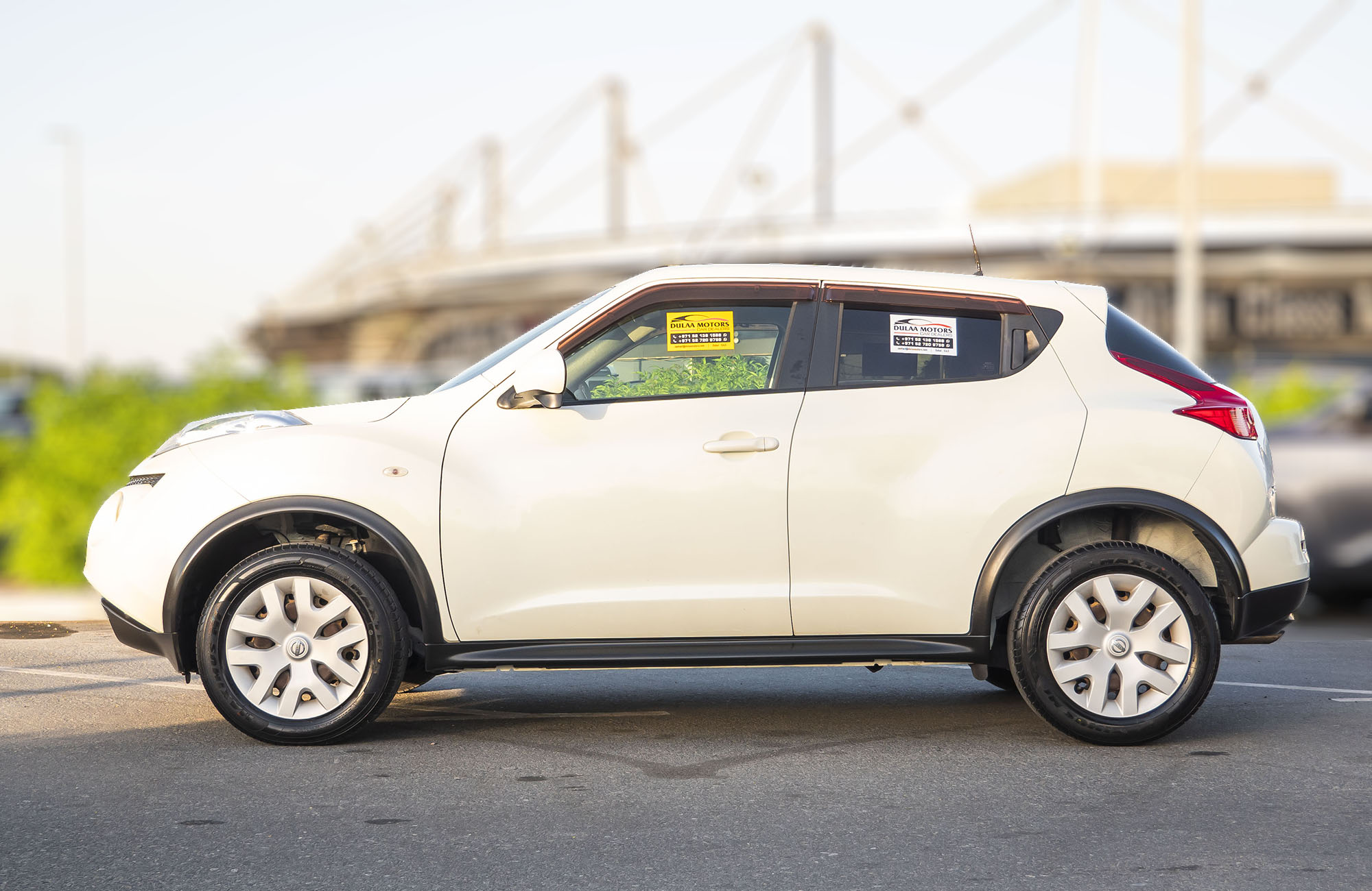 
								Nissan Juke 2WD 2013 full									
