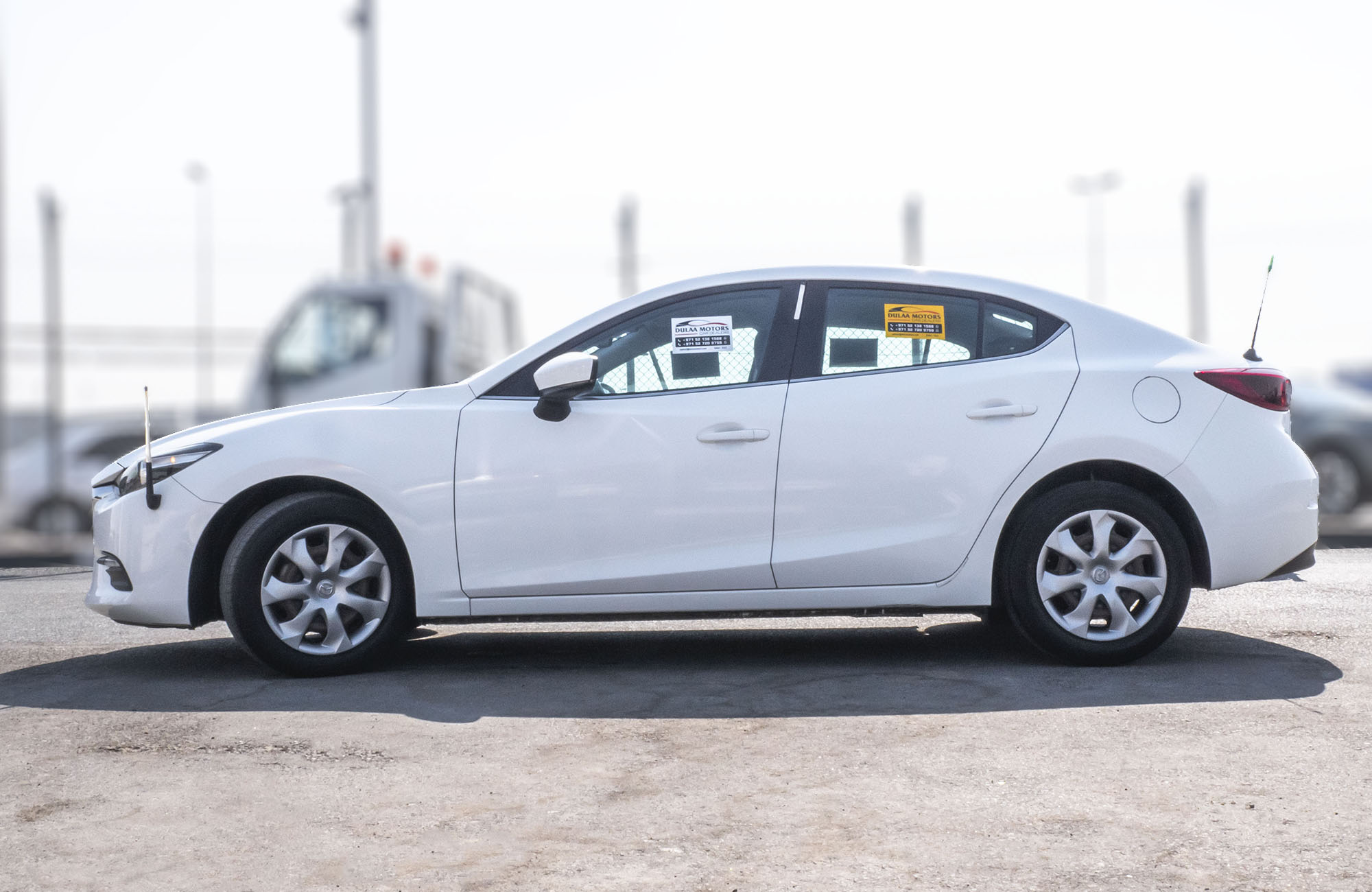 
								Mazda Axela Model 2017 (LPG) full									