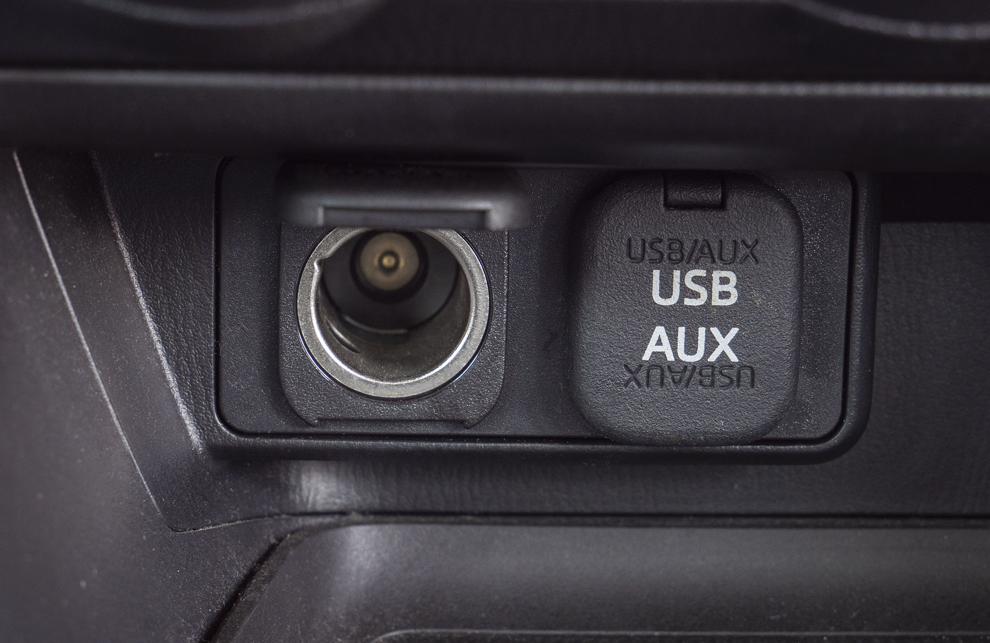 
								Mazda Axela Model 2017 (LPG) full									