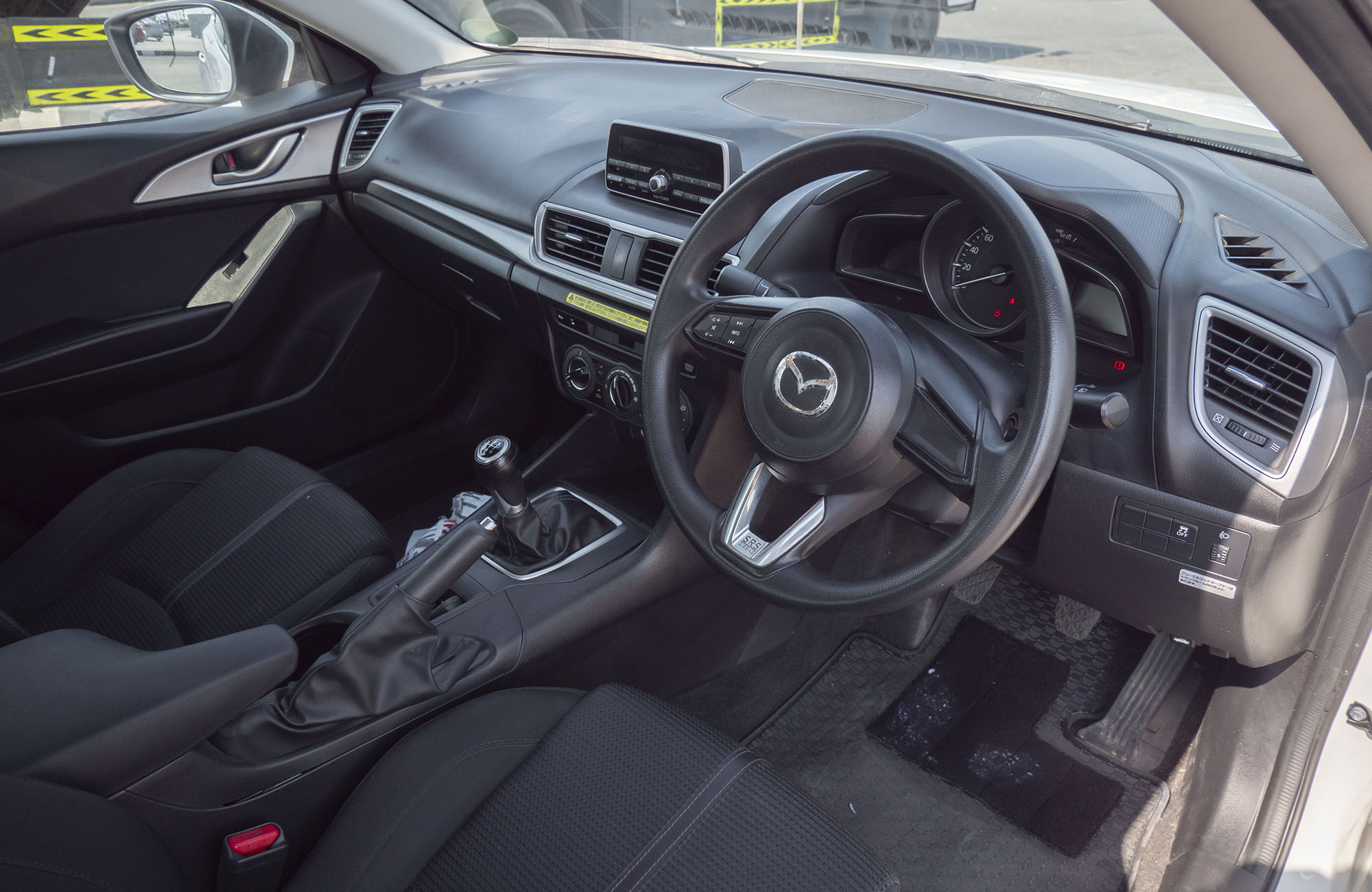 
								Mazda Axela Model 2017 (LPG) full									