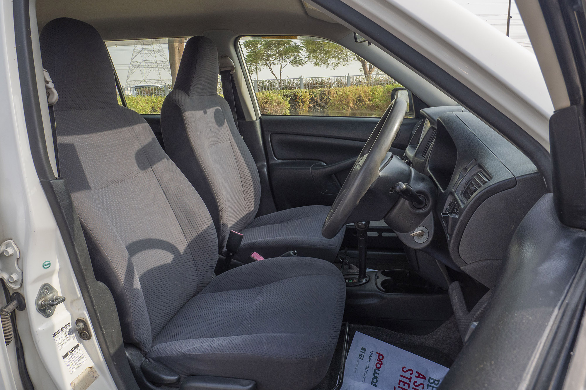 
								Toyota Probox DX – 2012 Model full									